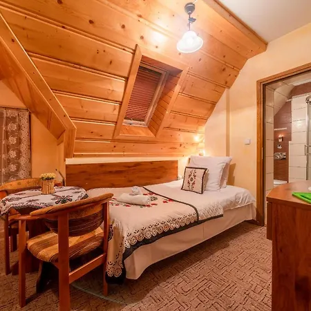 Bed & Breakfast U Zwijaczy