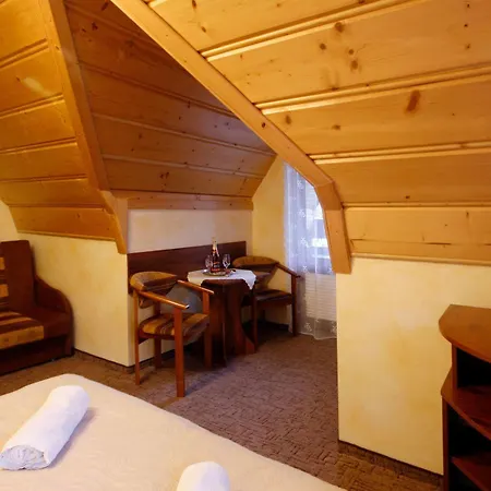 Bed & Breakfast U Zwijaczy 3*